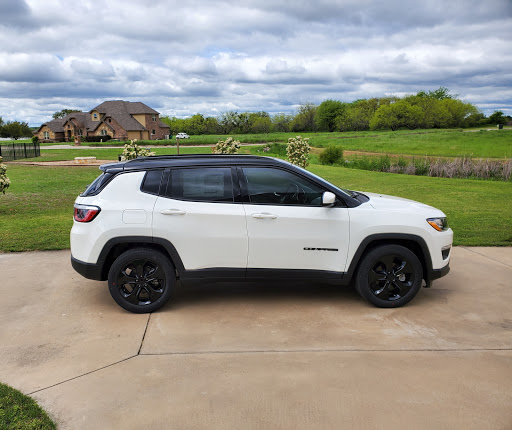 Car Dealer «Mike Brown Chrysler Dodge Jeep», reviews and photos, 4970 E Hwy 377, Granbury, TX 76049, USA