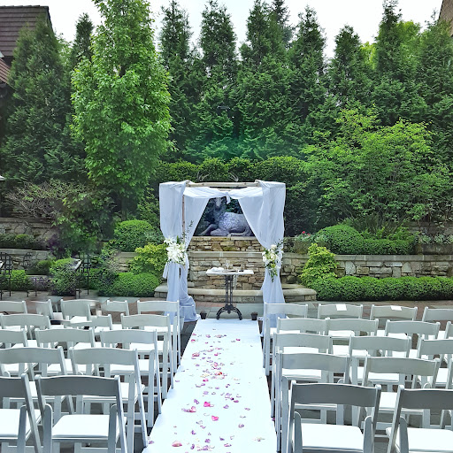 Florist «Buss Flower Shop», reviews and photos, 322 N Milwaukee Ave, Libertyville, IL 60048, USA