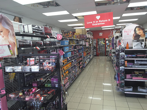 Sally Beauty, 130 John W Morrow Jr Pkwy, Gainesville, GA 30501, USA, 