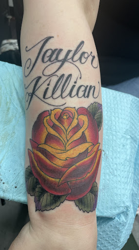 Tattoo Shop «Explosive Tattoo», reviews and photos, 28772 Ocean Gateway, Salisbury, MD 21801, USA