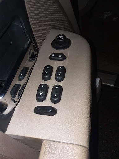 Laredo Auto Sales, 5827 Ave S, Galveston, TX 77551, USA, 