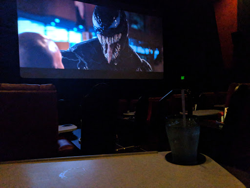 Movie Theater «AMC Framingham 16 with Dine-in Theatres», reviews and photos, 22 Flutie Pass, Framingham, MA 01701, USA