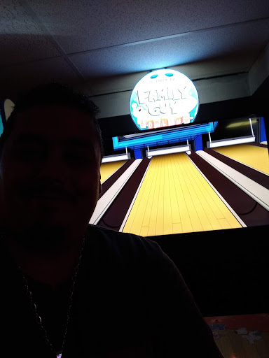 Bowling Alley «AMF Forest Lanes», reviews and photos, 7700 47th St, Lyons, IL 60534, USA