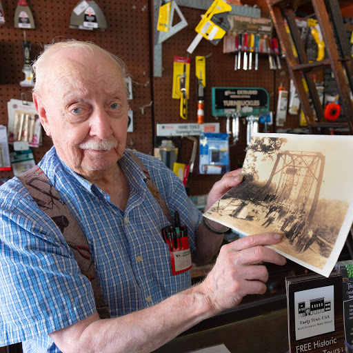 Hardware Store «D E Turner & Co Hardware Store», reviews and photos, 111 N Main St, Mooresville, NC 28115, USA