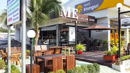 MEE cafe' and bistro