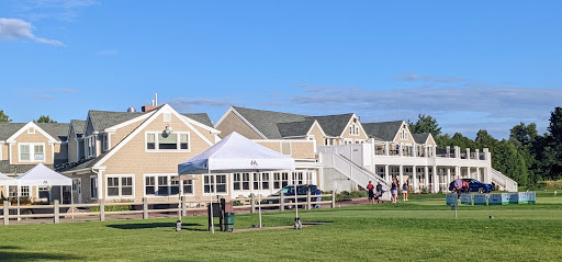 Country Club «Manchester Country Club», reviews and photos, 180 S River Rd, Bedford, NH 03110, USA