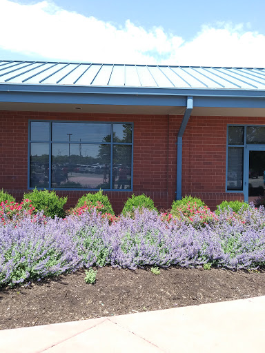 Community Center «Liberty Community Center», reviews and photos, 1600 S Withers Rd, Liberty, MO 64068, USA