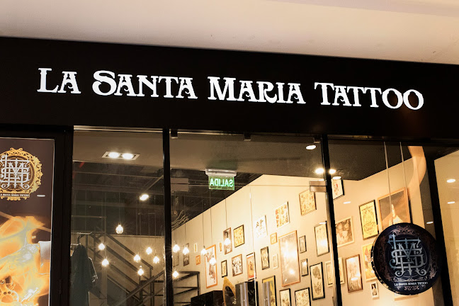 Comentarios y opiniones de La Santa Maria Tattoos & Art / Estudio Profesional de Tatuajes / Santiago de Chile.
