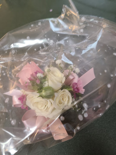 Florist «Post Road English Garden», reviews and photos, 1105 N Post Rd, Indianapolis, IN 46219, USA