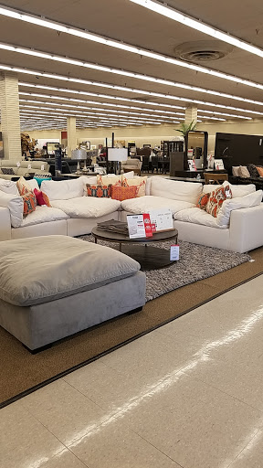 Furniture Store «Value City Furniture», reviews and photos, 6116 Grand Ave, Gurnee, IL 60031, USA