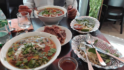 Loan (ex. Asian Soupe) à Paris