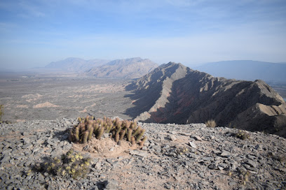 Cerro Tres Marias (1050 ms.n.m)