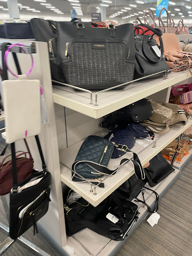 Department Store «Nordstrom Rack Shelbyville Road Plaza», reviews and photos, 4600 Shelbyville Rd, Louisville, KY 40207, USA