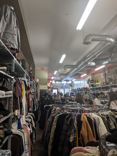Used Clothing Store «Buffalo Exchange DC», reviews and photos, 1318 14th St NW, Washington, DC 20005, USA