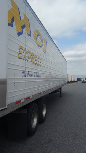 Furniture Store «Crate and Barrel», reviews and photos, 315 Cranbury Half Acre Rd, Cranbury, NJ 08512, USA