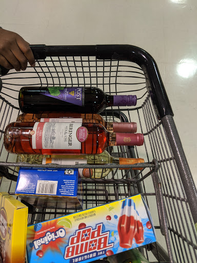 Grocery Store «E W James & Sons Supermarkets», reviews and photos, 160 N Main St, McKenzie, TN 38201, USA