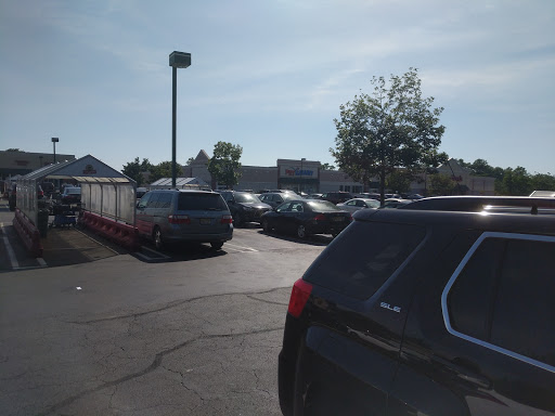 Pet Supply Store «PetSmart», reviews and photos, 540 New York Ave, Lyndhurst, NJ 07071, USA