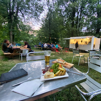 Food Truck 100 % Bio & Local - La Guinguette du Castor à Yenne