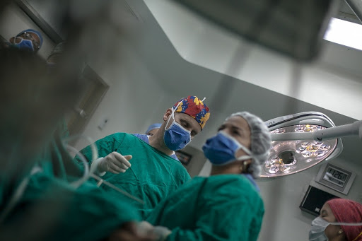 Clinicas abdominoplastia en Maracay