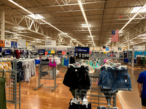 Discount Store «Walmart», reviews and photos, 10000 SE 82nd Ave, Happy Valley, OR 97086, USA