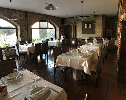 Restaurante La Galeria - C. la Ermita, 16, 05100 Navaluenga, Ávila, Spain