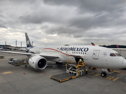 Aeroméxico Monterrey Plaza Contry
