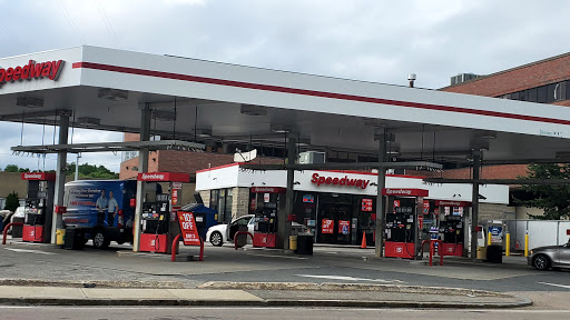 Speedway, 207 Highland Ave, Needham Heights, MA 02494, USA, 