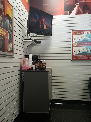 Tire Shop «Michel Tires Plus», reviews and photos, 10610 Dixie Hwy, Louisville, KY 40272, USA