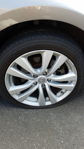 Tire Shop «Tenares Tire & Auto repair», reviews and photos, 348 Broadway, Lawrence, MA 01841, USA