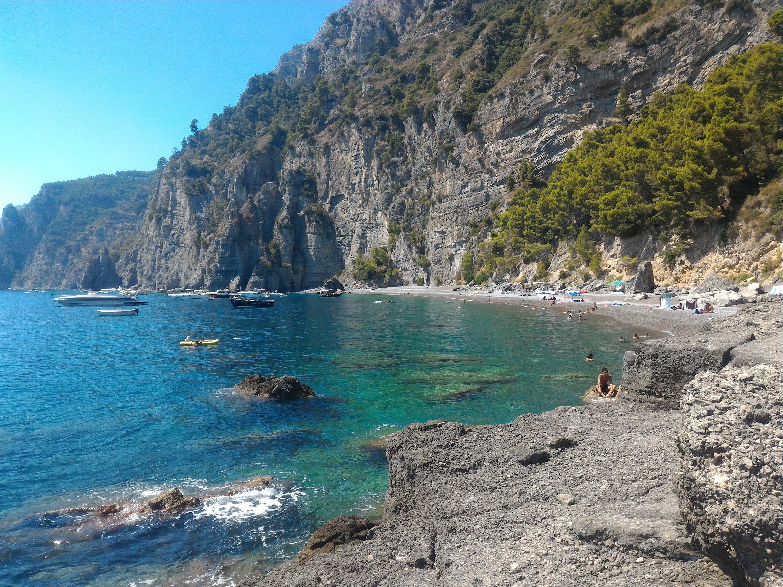 Fotografija Spiaggia di Tordigliano z sivi kamenček površino