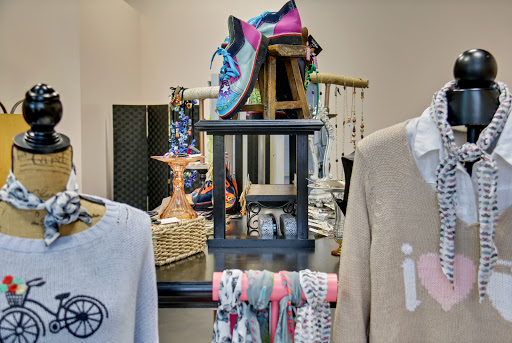 Boutique «Pink Poppy Artisans Boutique», reviews and photos, 114 W 8th St, Georgetown, TX 78626, USA