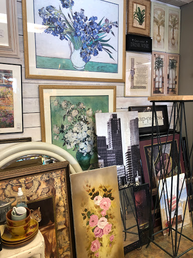 Thrift Store «Second Impressions - Resale for a Cause», reviews and photos, 24412 Muirlands Blvd, Lake Forest, CA 92630, USA