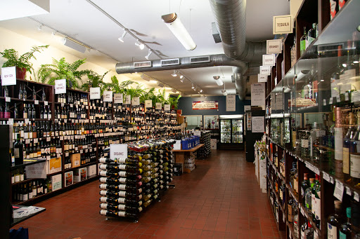 Wine Store «SquareWine & Spirits», reviews and photos, 24-20 Jackson Ave, Long Island City, NY 11101, USA