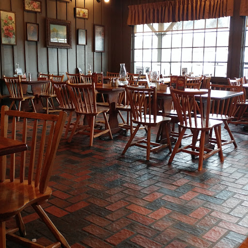 American Restaurant «Cracker Barrel Old Country Store», reviews and photos, 9214 Park W Blvd, Knoxville, TN 37923, USA