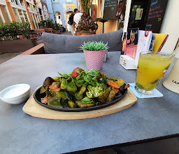 Karma Public Livingroom photo