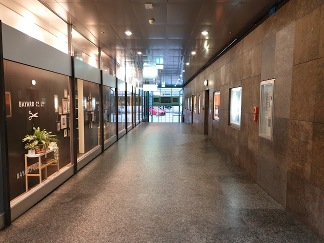 Rezensionen über Neustadt Passage Zug in Zürich - Supermarkt