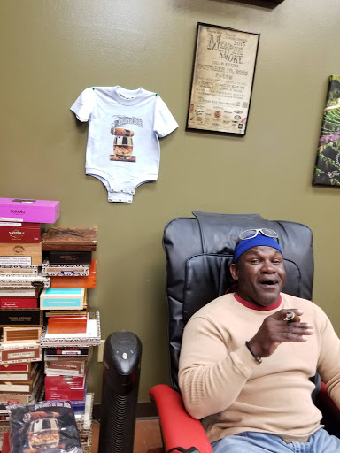 Tobacco Shop «Tinder Box Collierville», reviews and photos, 3615 S Houston Levee Rd, Collierville, TN 38017, USA