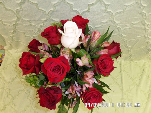 Florist «Valentine Florist», reviews and photos, 6009 Richmond Ave # 125, Houston, TX 77057, USA