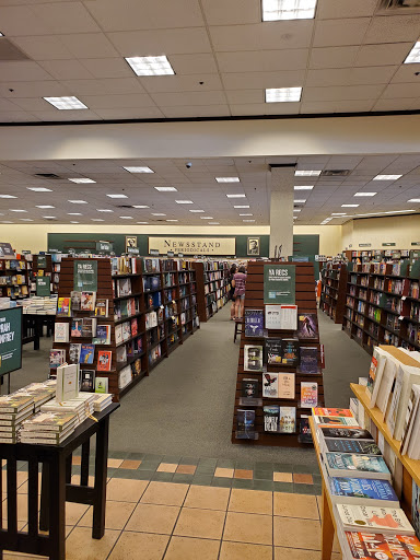 Book Store «Barnes & Noble», reviews and photos, 26751 Aliso Creek Rd, Aliso Viejo, CA 92656, USA