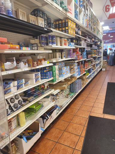 Kosher Grocery Store «KOSHERLAND», reviews and photos, 9467 Harding Ave, Surfside, FL 33154, USA
