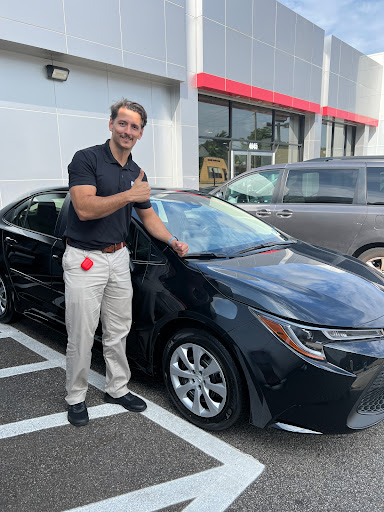 Toyota Dealer «Koons Arlington Toyota», reviews and photos, 4045 Lee Hwy, Arlington, VA 22207, USA