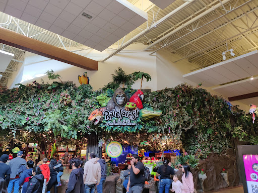 Toy Store «Disney Store», reviews and photos, 3000 Grapevine Mills Pkwy, Grapevine, TX 76051, USA