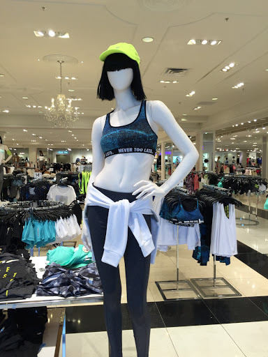 Clothing Store «Forever 21», reviews and photos, 400 Baldwin Ave, Arcadia, CA 91007, USA