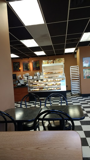 Donut Shop «Daylight Donuts», reviews and photos, 3560 E Court St, Iowa City, IA 52245, USA