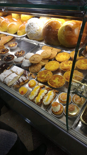 Pastelaria Paris Village no Oeiras, Lisboa
