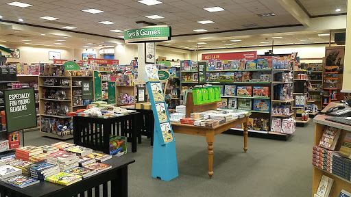 Book Store «Barnes & Noble», reviews and photos, 150 Granite St, Braintree, MA 02184, USA