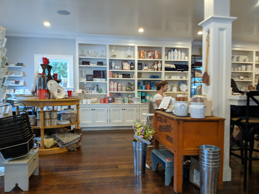 Market «Rosewater Market», reviews and photos, 20 S Summer St, Edgartown, MA 02539, USA