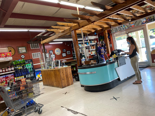Grocery Store «Anderson Valley Mkt & Liquor», reviews and photos, 14175 CA-128, Boonville, CA 95415, USA