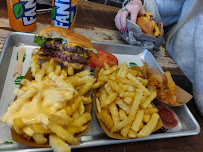 Plats et boissons du Restaurant de hamburgers Shake 'N' Out Burgers à Dunkerque - n°12