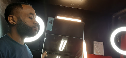 Barber Shop «Upper Level Cut Lounge Barbershop», reviews and photos, 5050 S Tacoma Way #15, Tacoma, WA 98409, USA